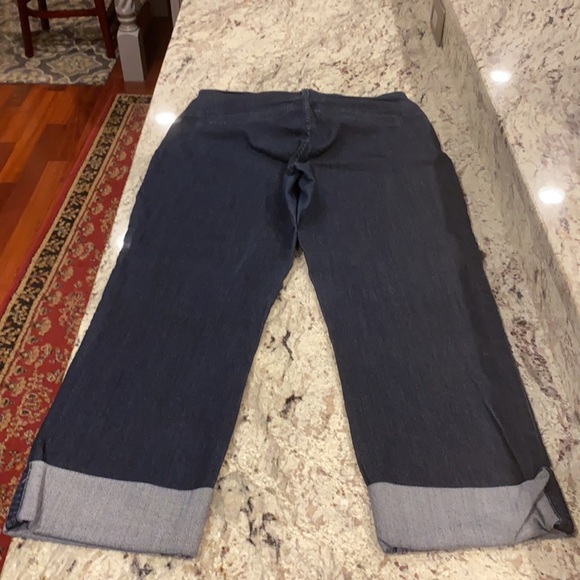 Not your daughters Jeans - Picture 3 of 4